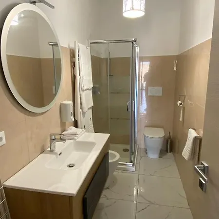 Valle Caterina شقة